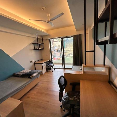 Ivy League House, Pyramid Residency Hostel New Delhi Bagian luar foto