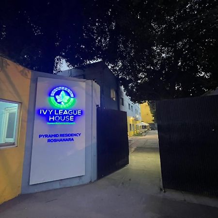 Ivy League House, Pyramid Residency Hostel New Delhi Bagian luar foto