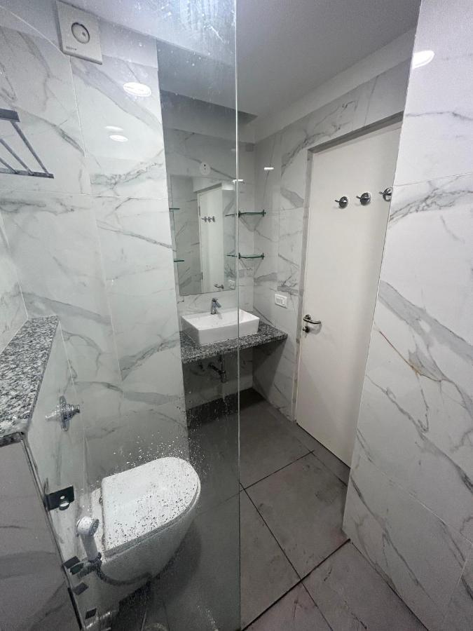 Ivy League House, Pyramid Residency Hostel New Delhi Bagian luar foto
